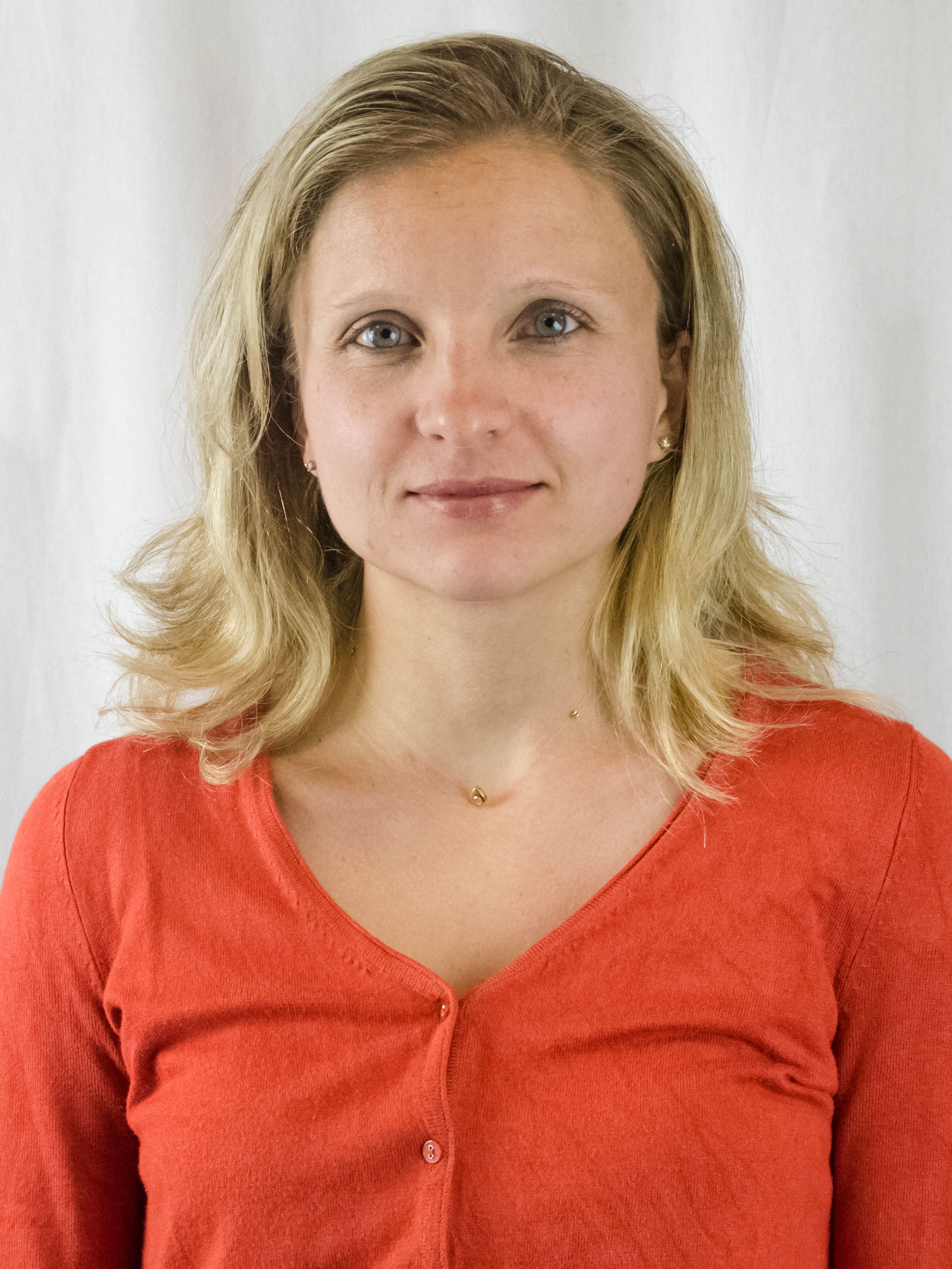 Profile image: Anne-Carina Kelly